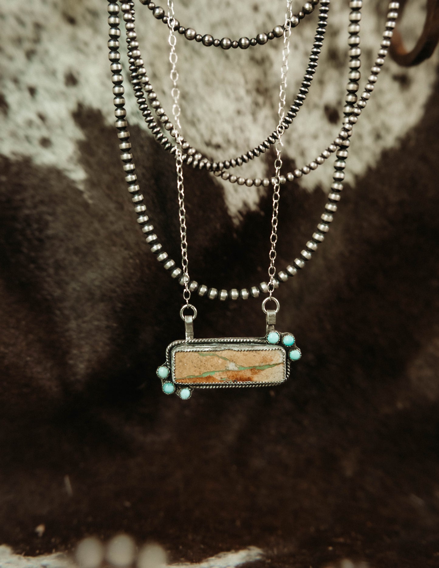 Glendo Bar Necklace Hatchita Ribbon Turquoise