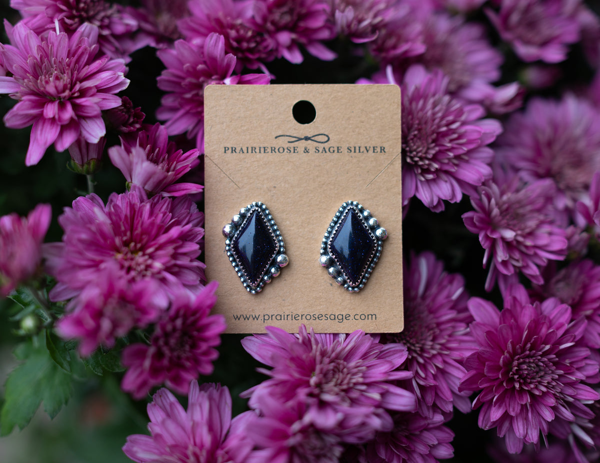 Resin Studs