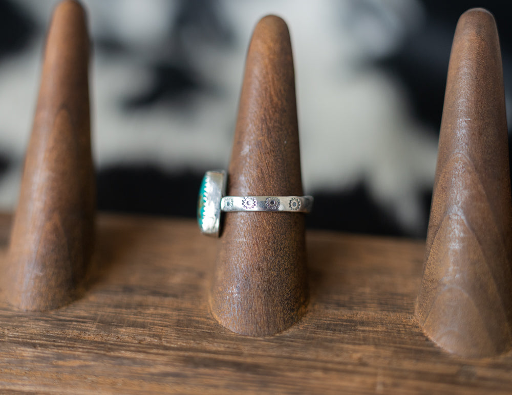Nila Not Quite Square Ring Sz 8