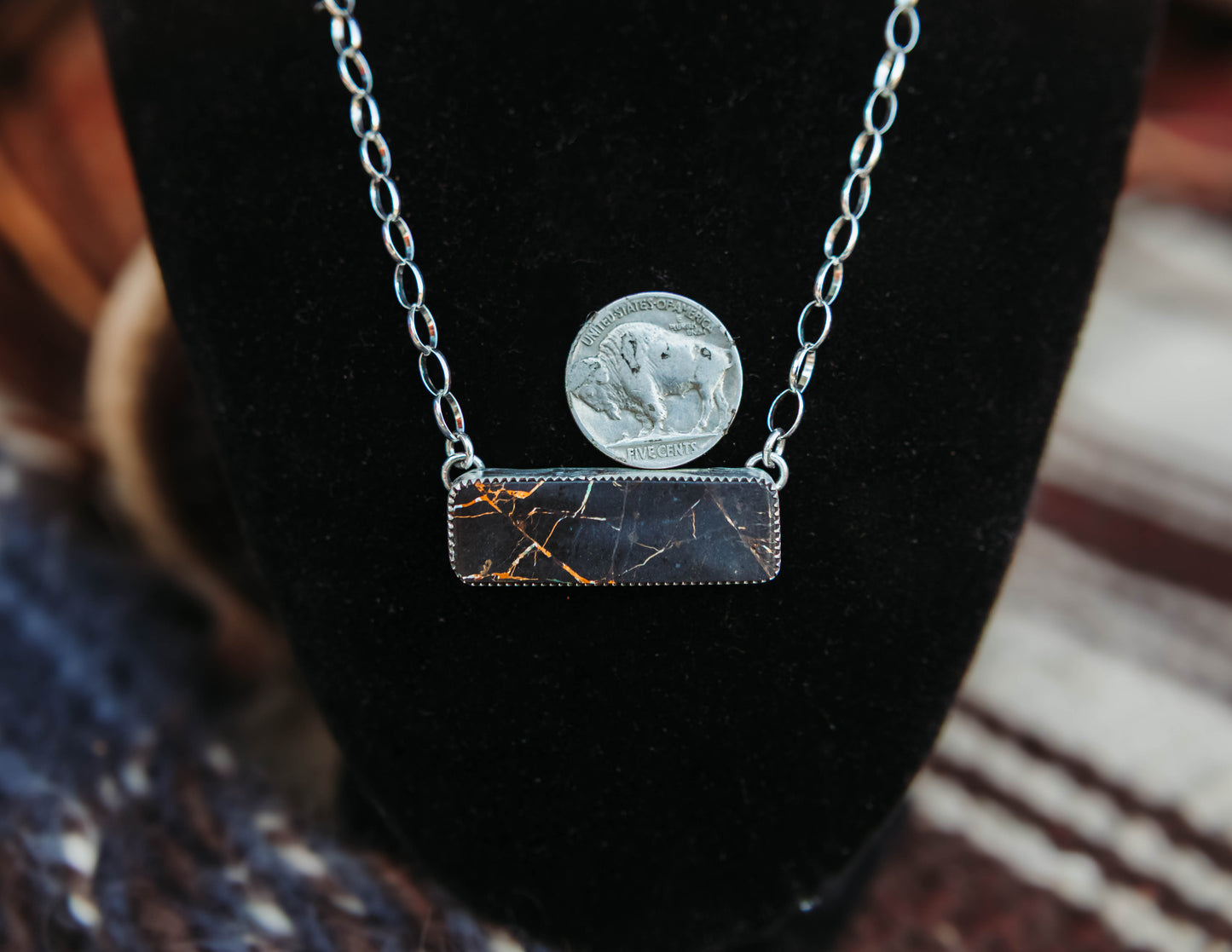 Dark Hills Necklace BlackJack
