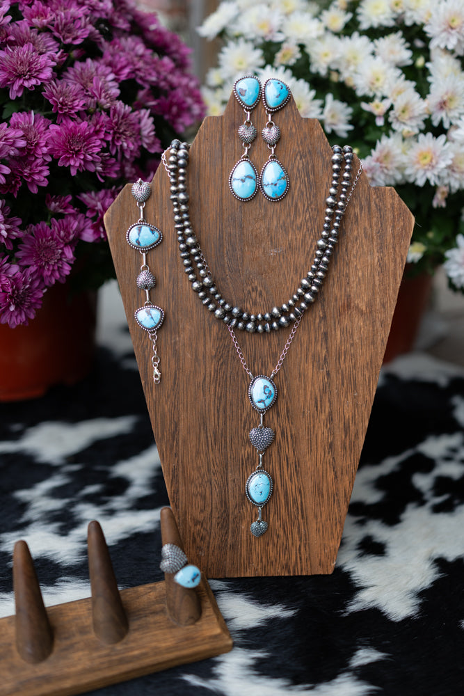 Golden Hearts Lover Lariat