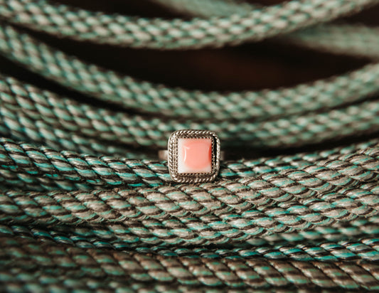 Snowy Gap Ring Pink Conch