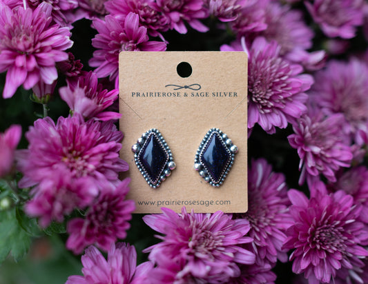 Resin Studs