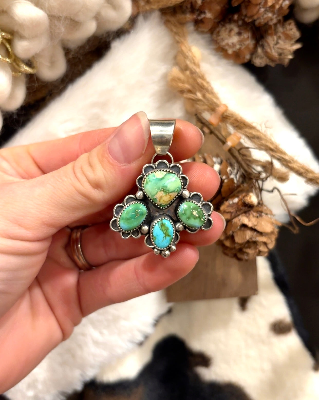 Sweetwater Pendant 10mm