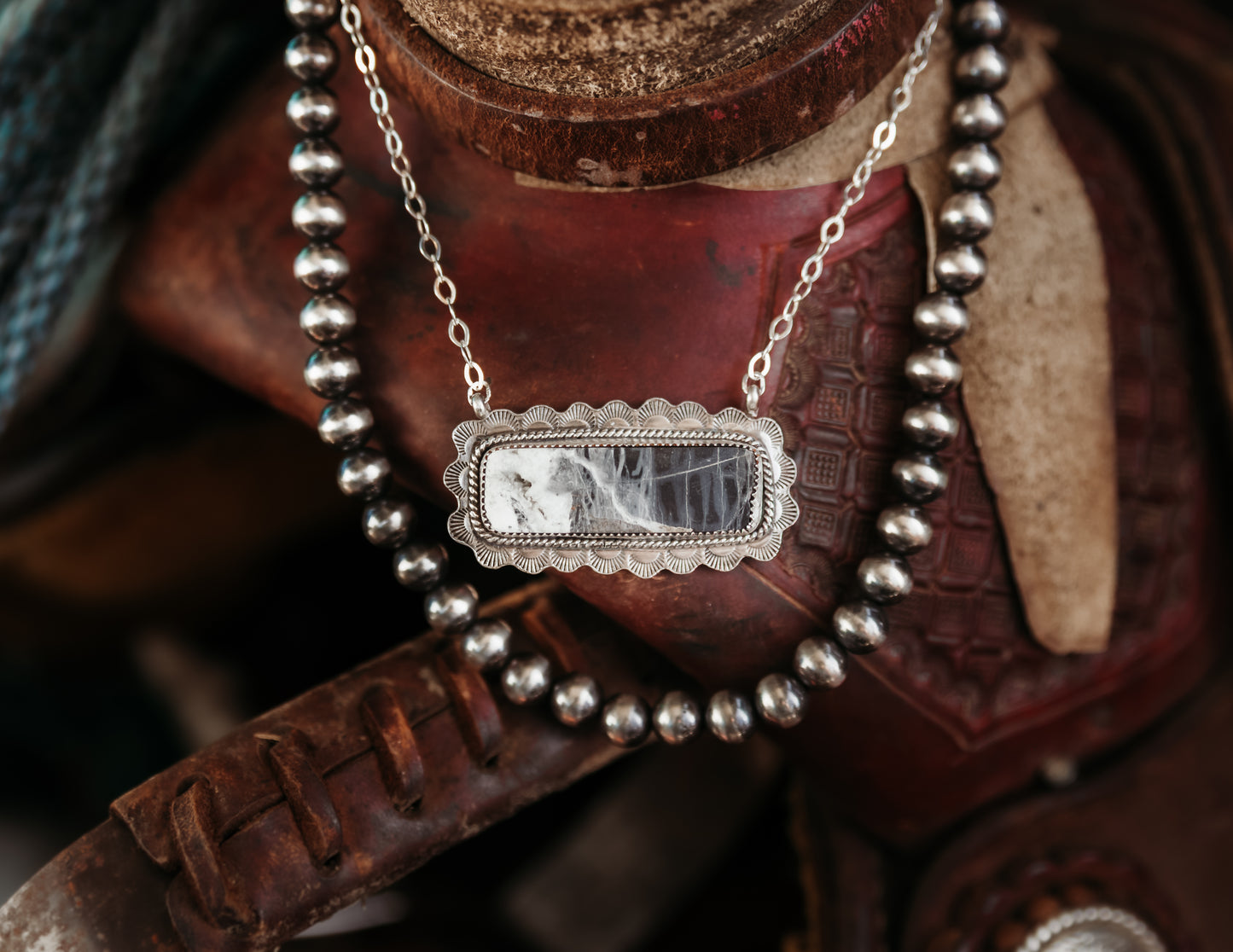 READ DESCRIPTION. Dakota Necklace White Buffalo 18"