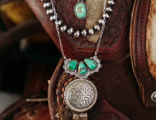 Willa Necklace Cielo 18"